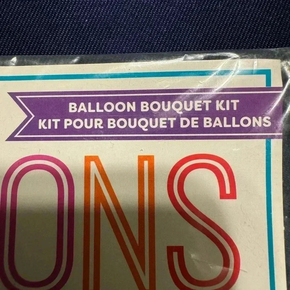 Unique Ballons Kit NWOT 17 BALLONS Total - Picture 8 of 8